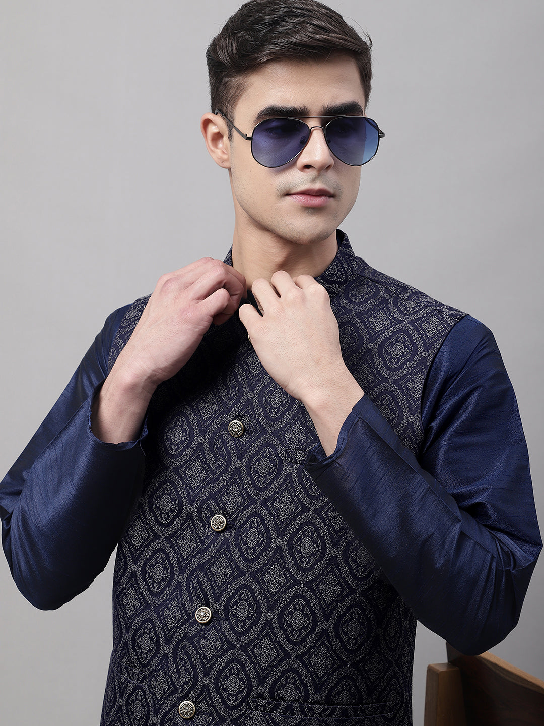 Jompers Men's Navy Blue and Silver Woven Design Waistcoats - Distacart