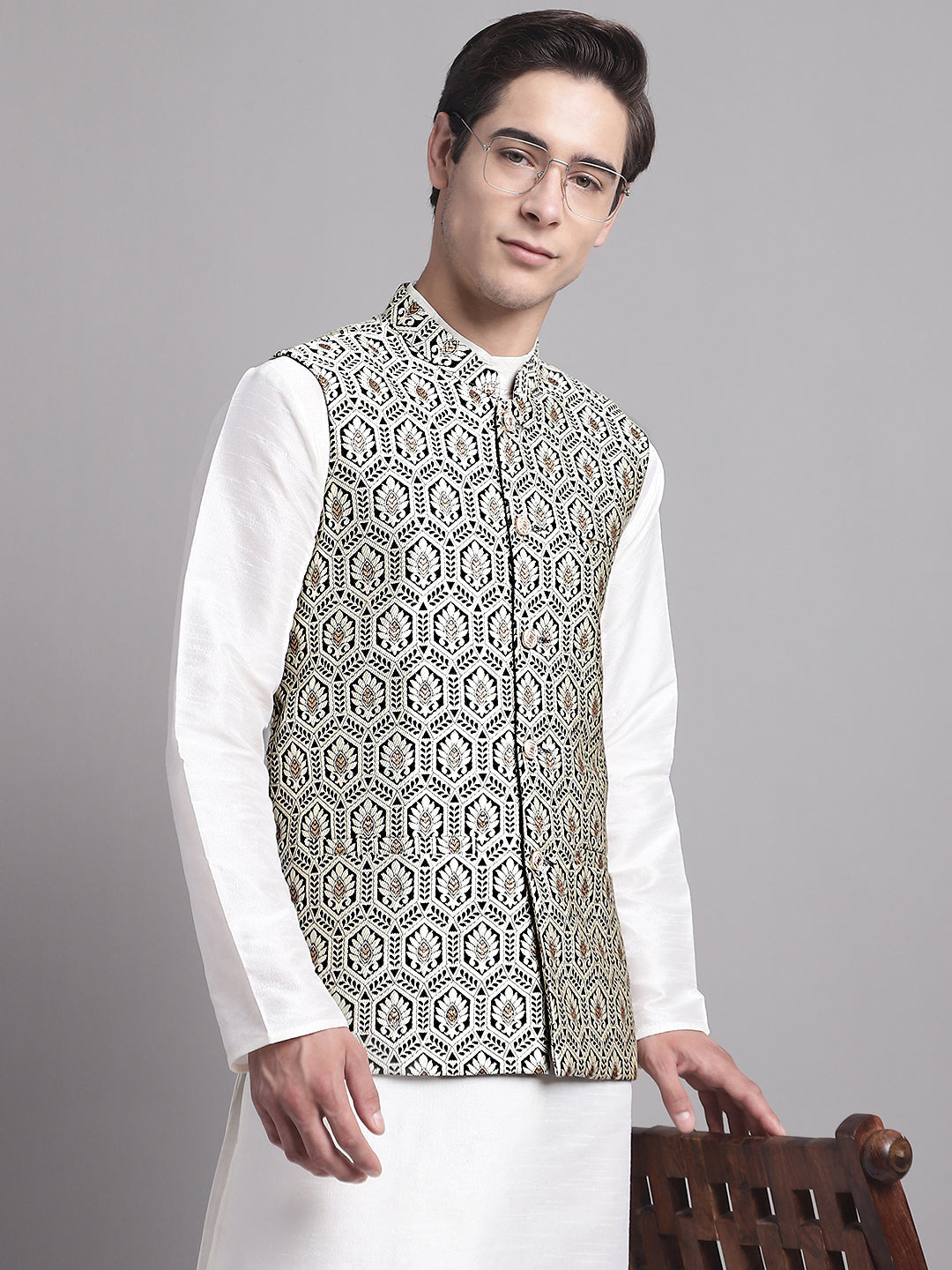 Jompers Men's Black and Silver Woven Design Nehru Jacket - Distacart