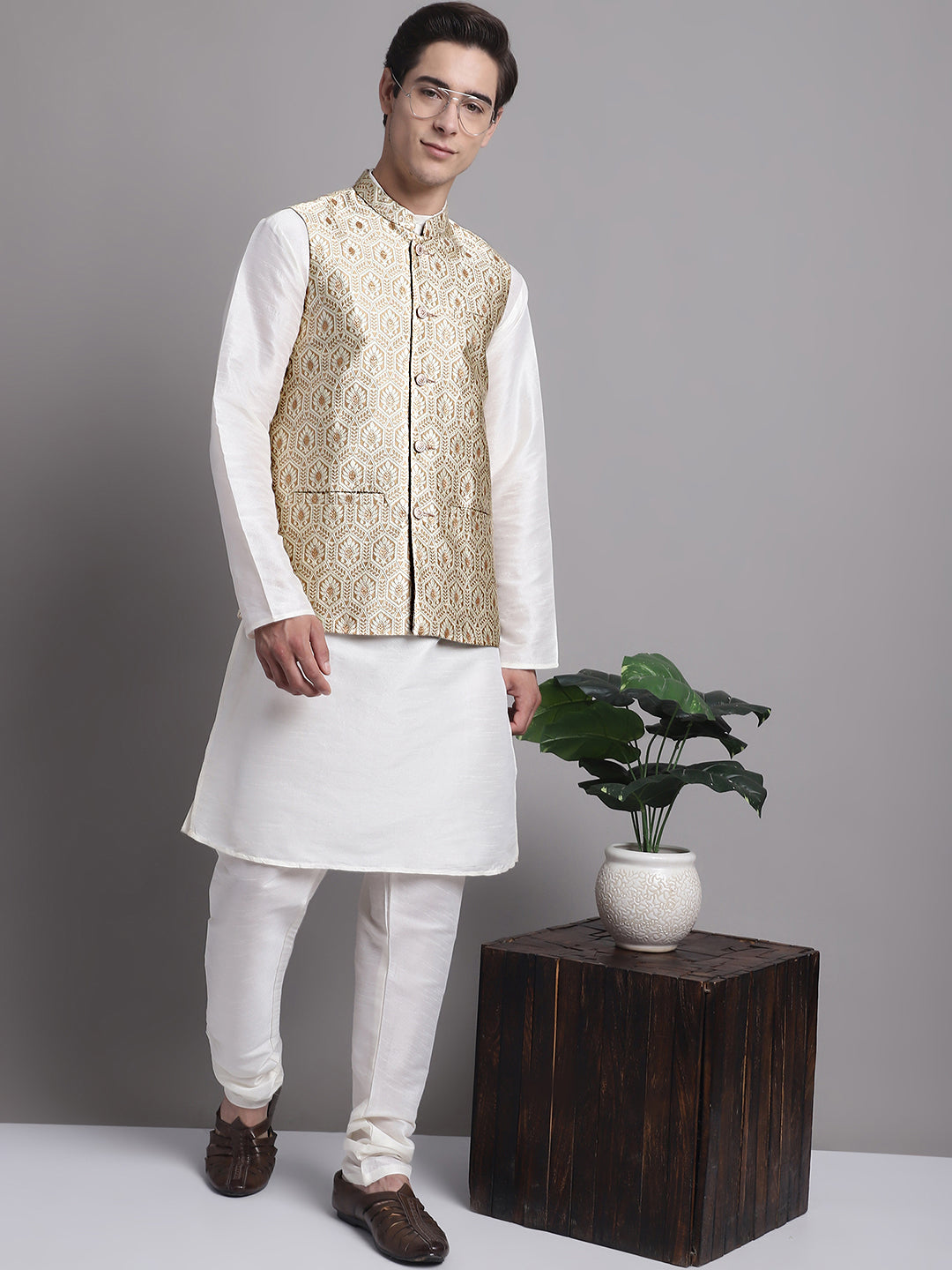 Jompers Men's Cream Woven Design Nehru Jacket - Distacart