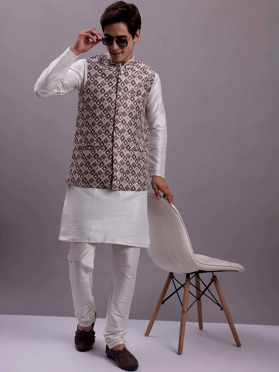Jompers Men's Purple Woven Design Nehru Jacket With Solid Kurta Pyjama - Distacart