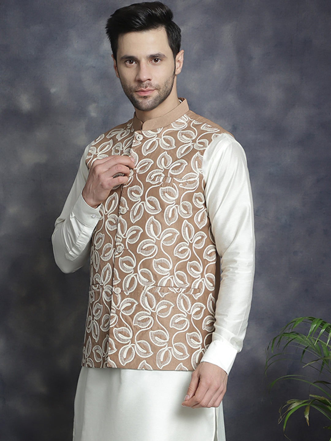 Jompers Men's embroidered Nehru Jacket - Brown - Distacart