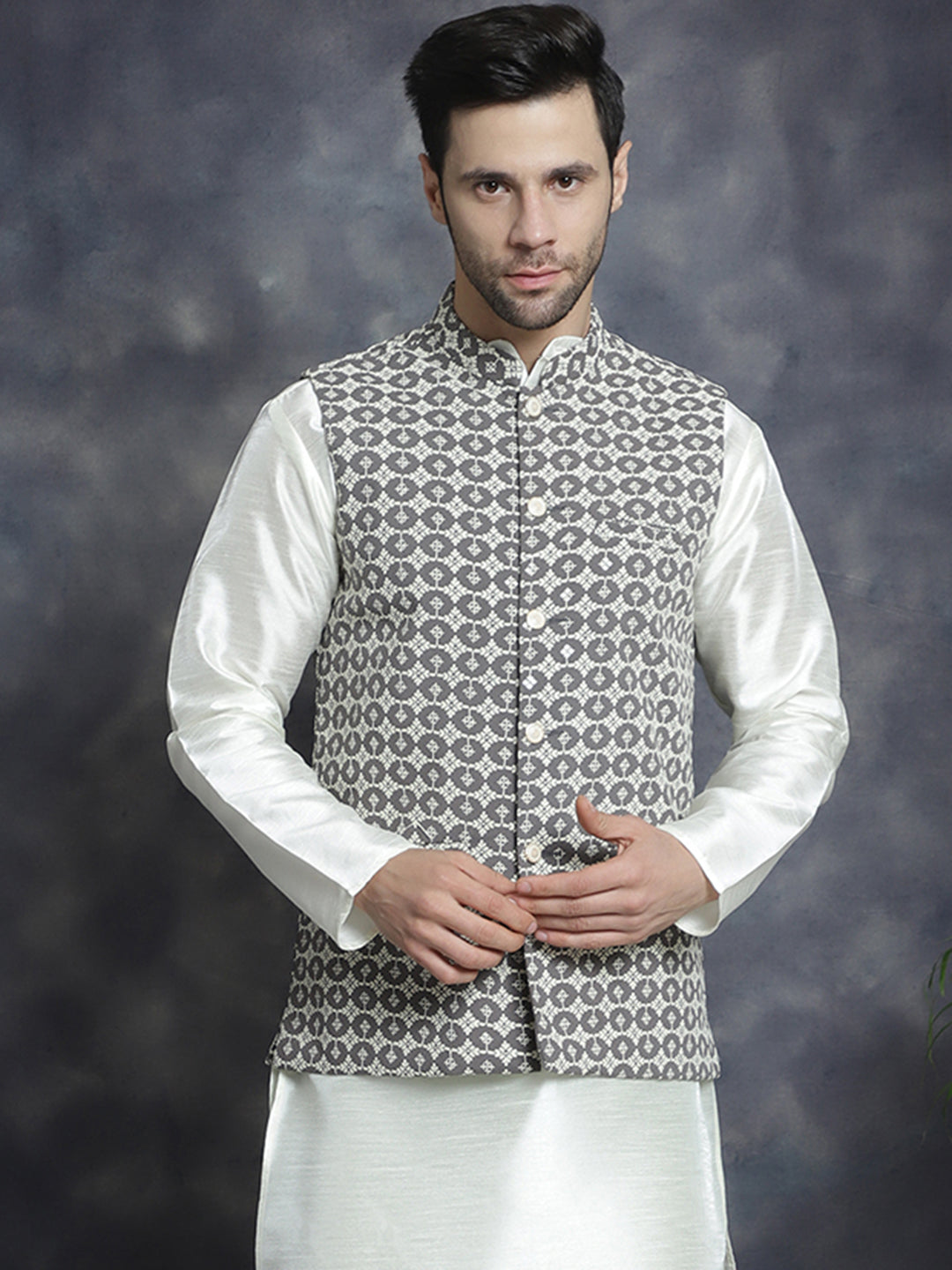 Jompers Men's embroidered and sequins Nehru Jacket - Grey - Distacart