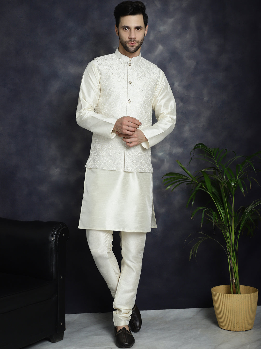 Jompers Men's Sequins and Embroidred Nehru Jacket - White - Distacart