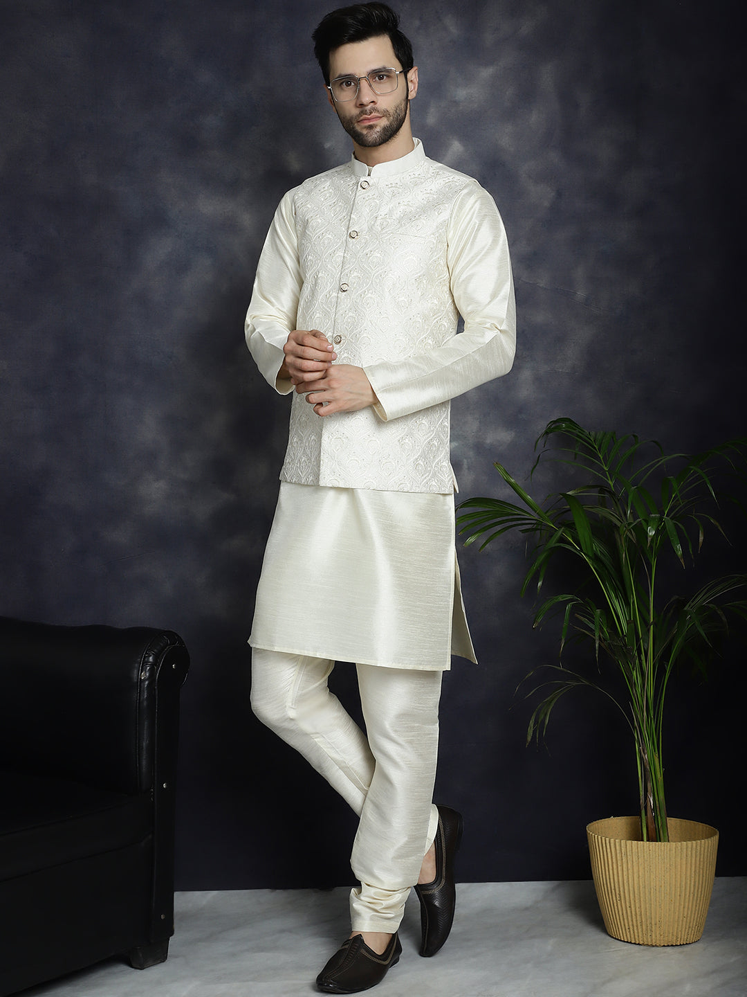 Jompers Men's Sequins and Embroidred Nehru Jacket - White - Distacart