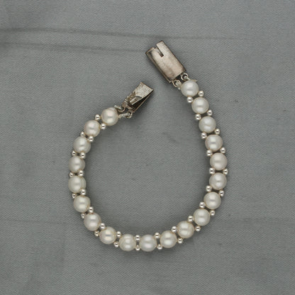 J Pearls Charm 1 Line Pearl Bracelet - Distacart