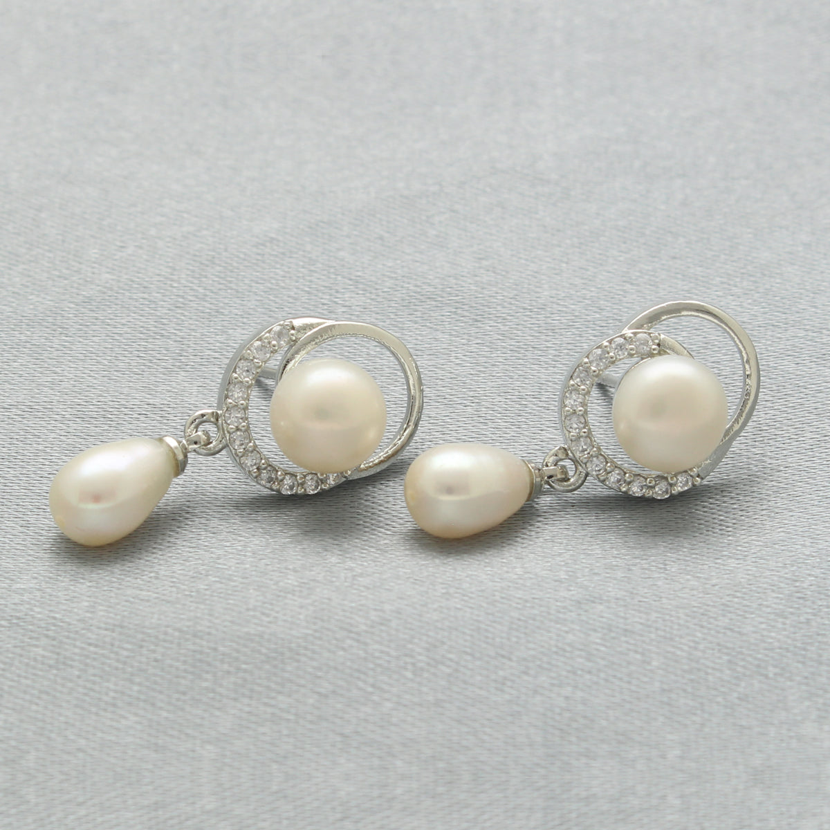 J Pearls Girik Pearl Earrings Pack 4 - Distacart