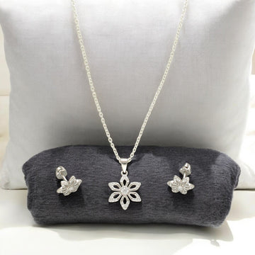 J Pearls Trellis 925 Silver Pendant Set - Distacart