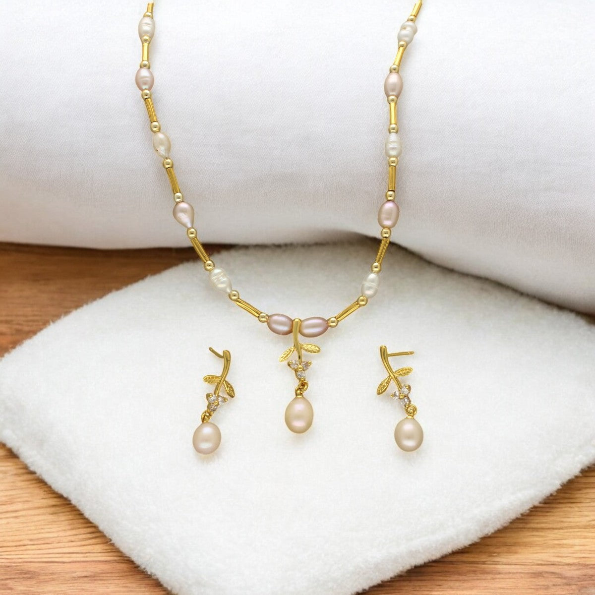 J Pearls Esita Pearl Pendant Set - Distacart