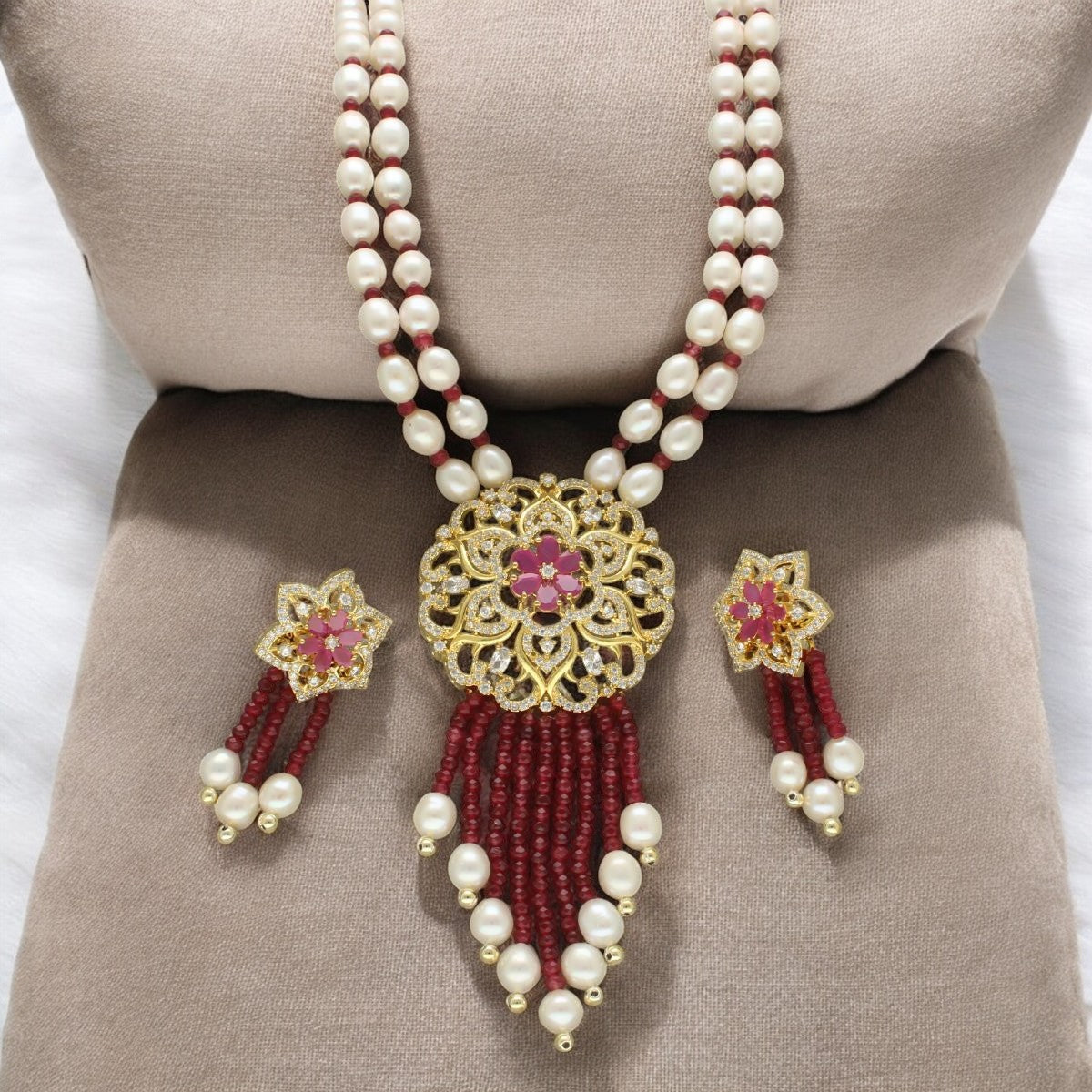 J Pearls Amolak Pearl Set - Distacart