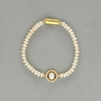 J Pearls Jyra Pearl Bracelet - Distacart