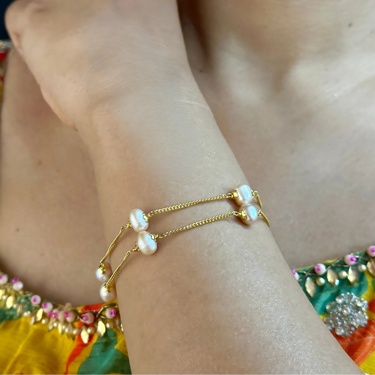 J Pearls Jeeval Pearl Bracelet - Distacart