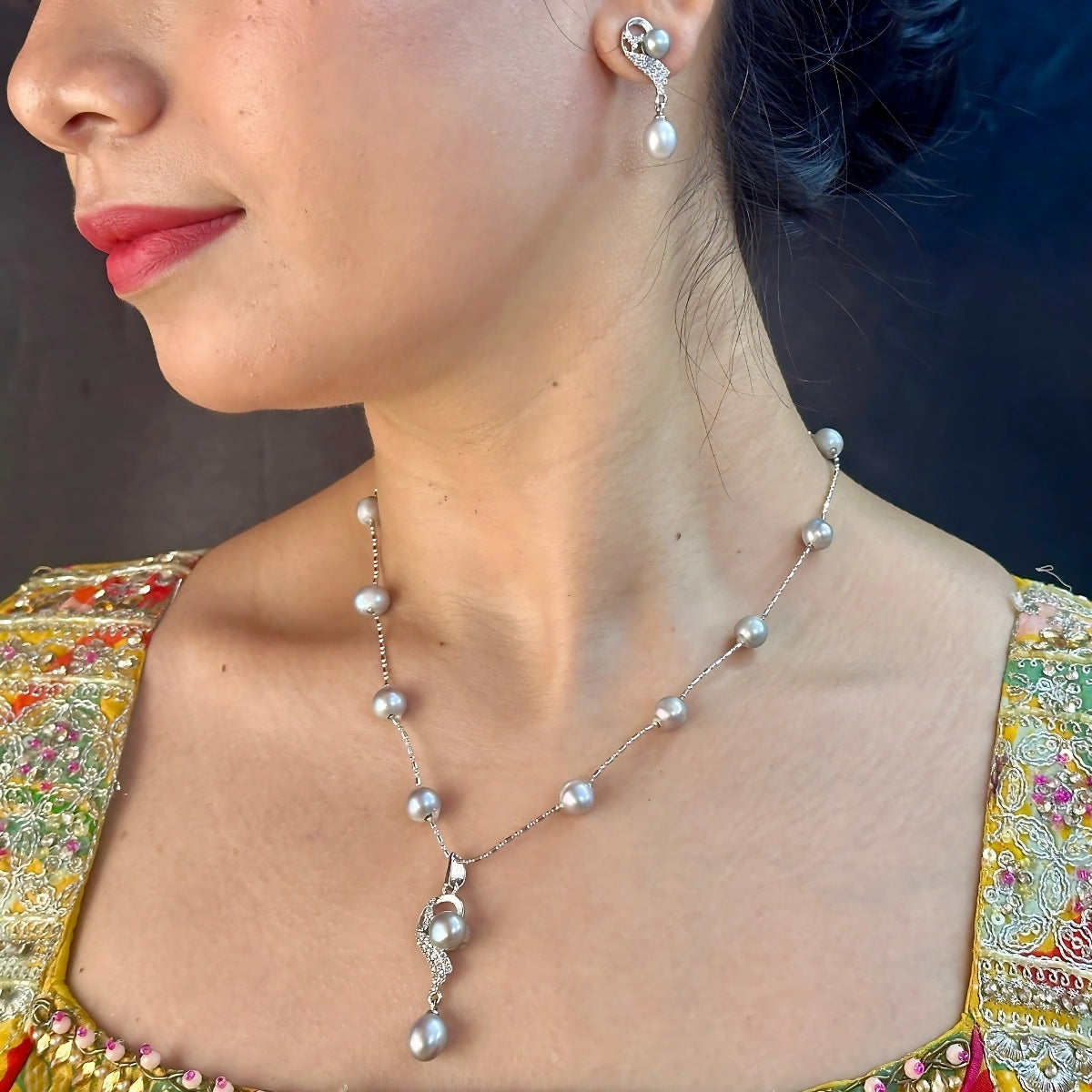 J Pearls Vitya Pearl Pendant Set - Distacart