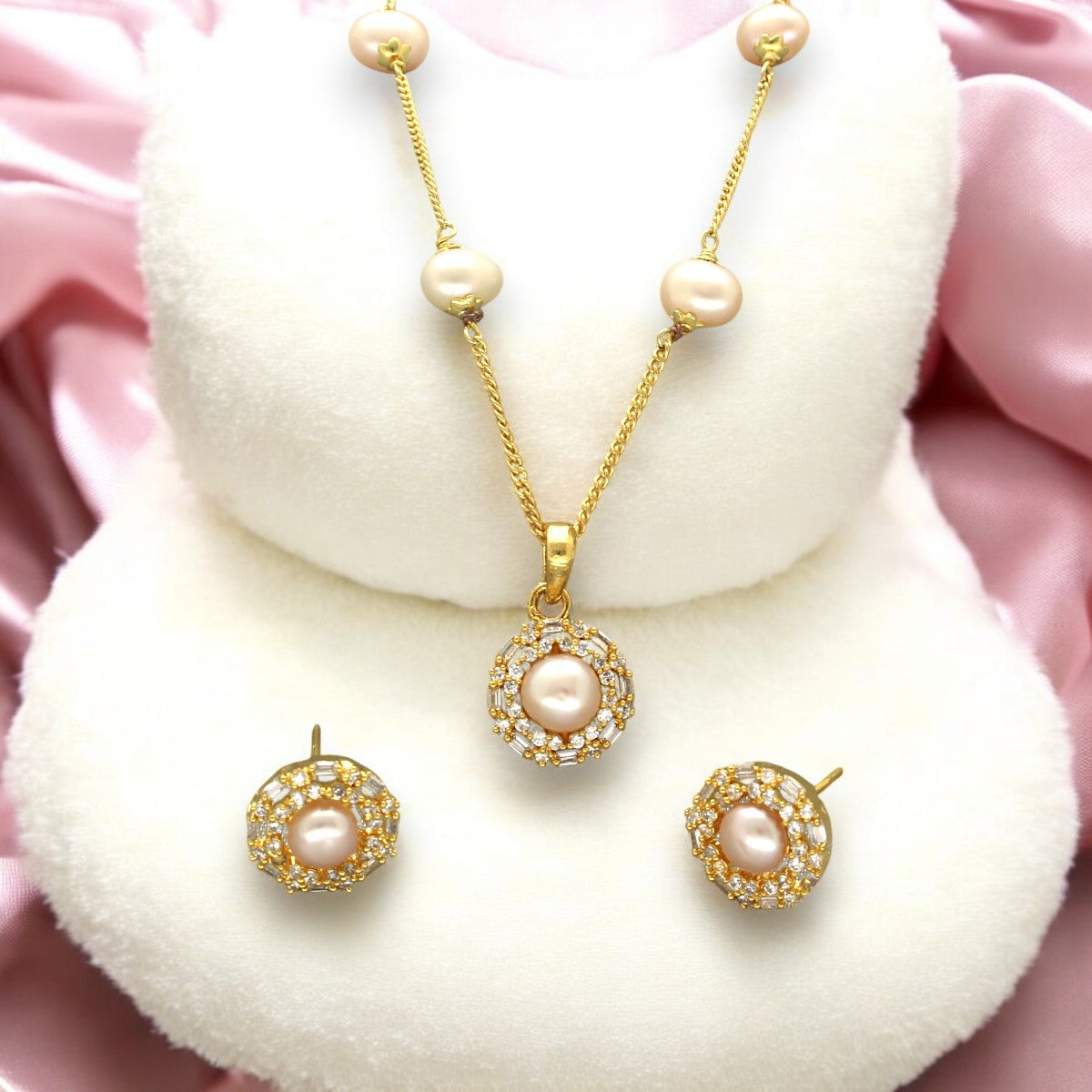 J Pearls Orvele Pearl Pendant Set - Distacart