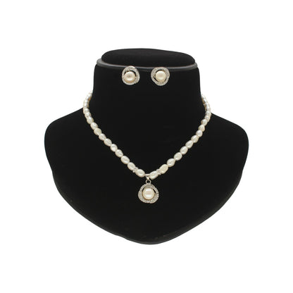 J Pearls Zoey Pearl Set - Distacart