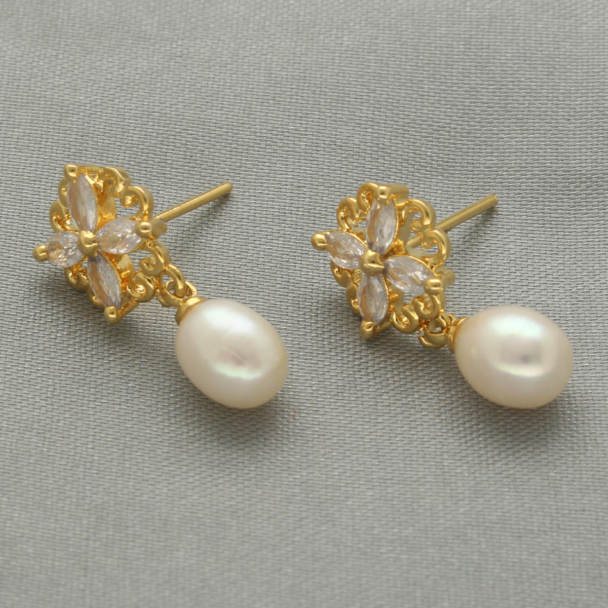 J Pearls Tasha Pearl Earrings - Distacart