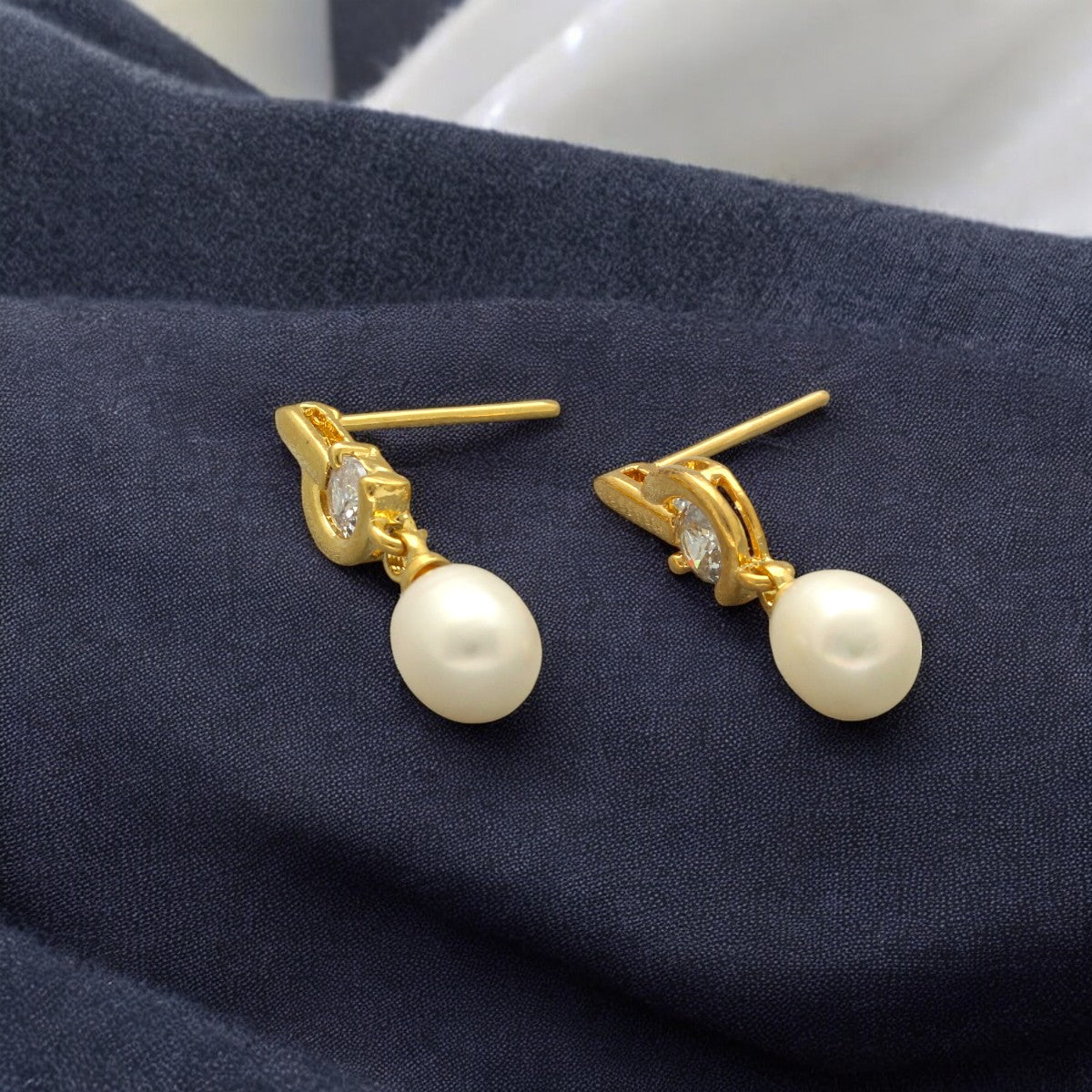 J Pearls Carina Pearl Earrings - Distacart
