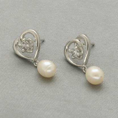 J Pearls Liora Pearl Earrings - Distacart