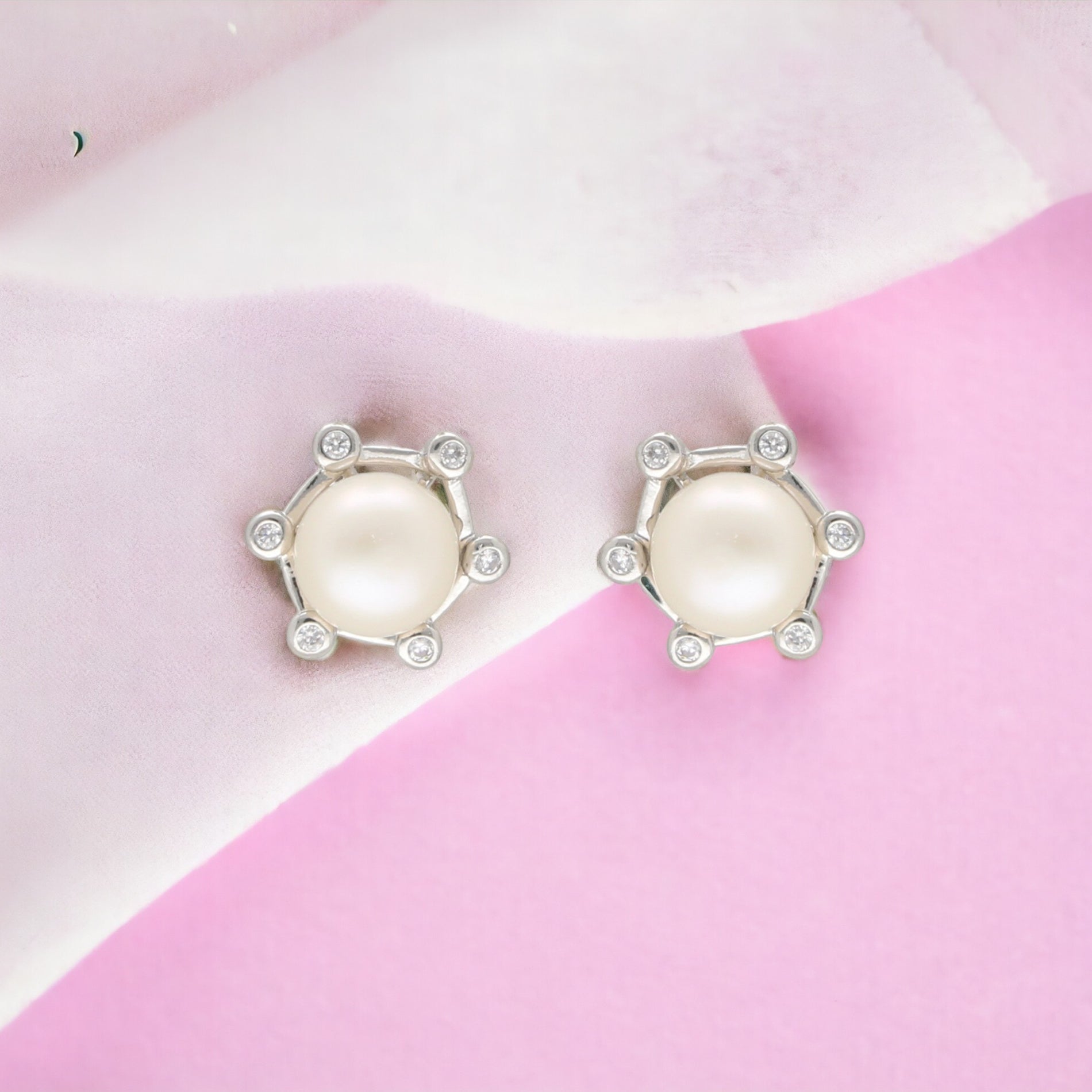 J Pearls Blissful Pearl Hamper - Distacart