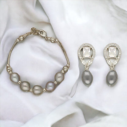 J Pearls Timeless Grey Pearl Hamper - Distacart