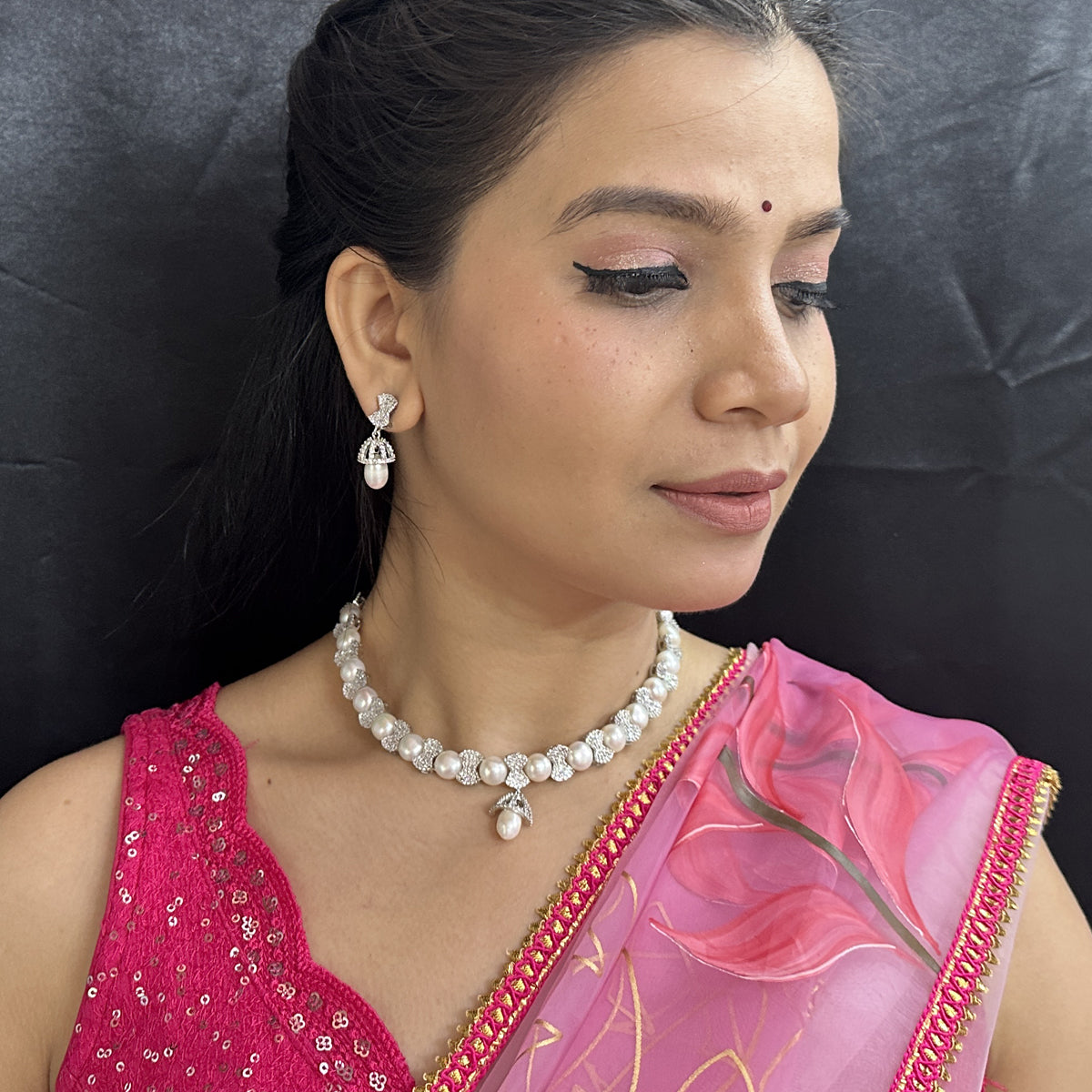 J Pearls Majestic Pearl Necklace Set - Distacart