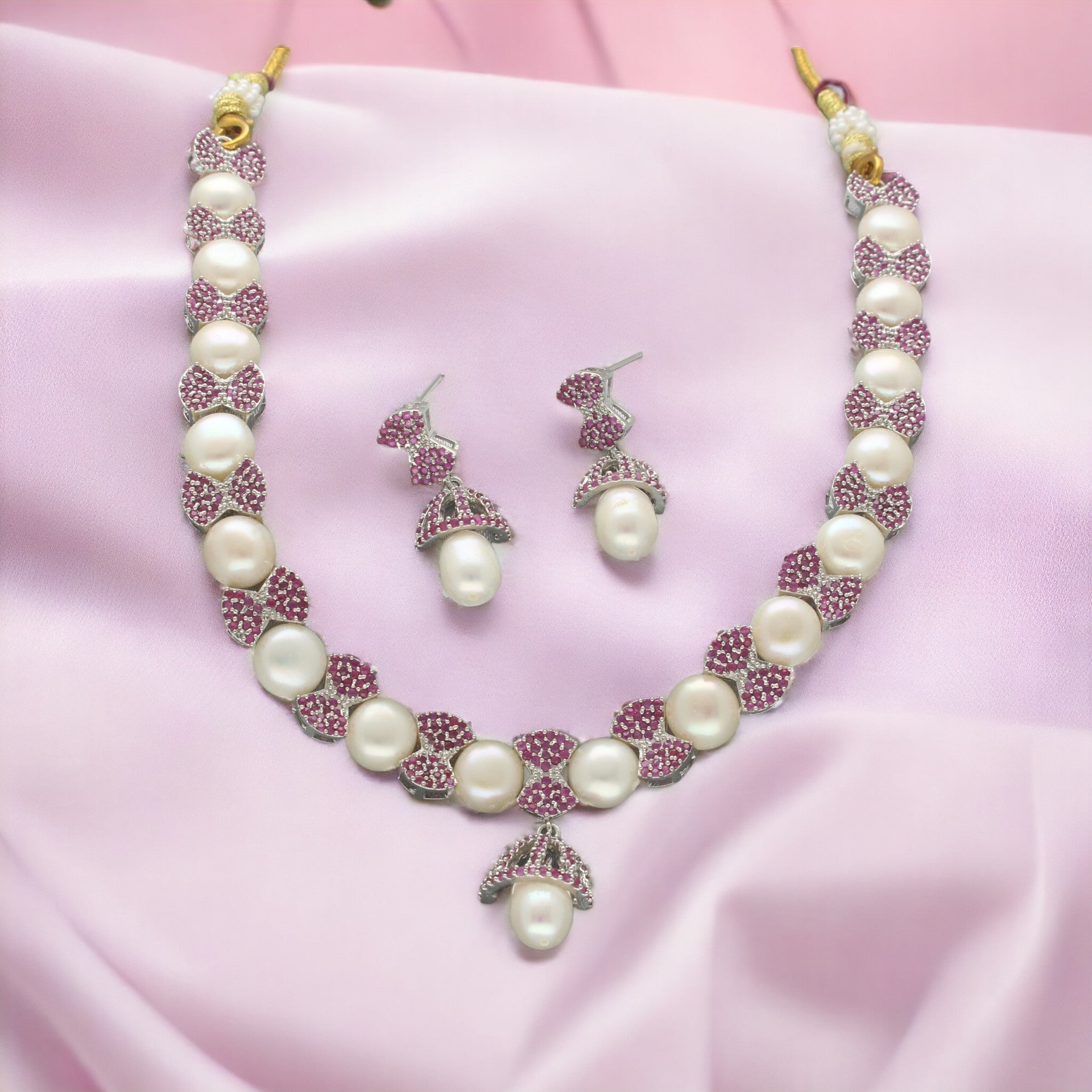 J Pearls Whispering Pearl Necklace Set - Distacart