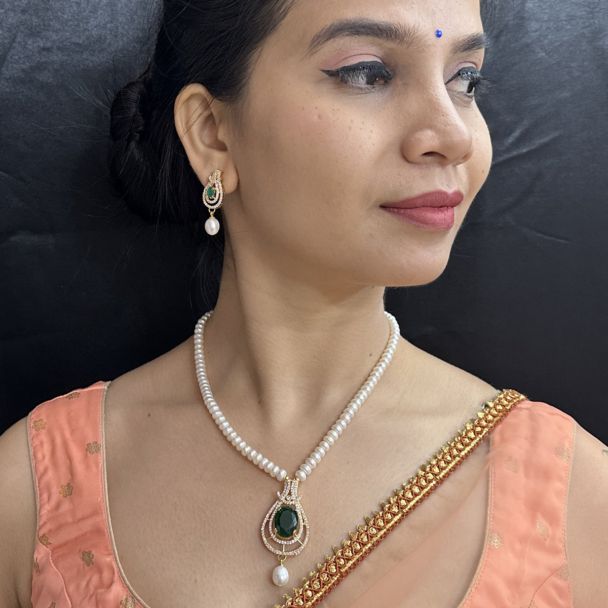 J Pearls Marvel Pearl Necklace Set - Distacart