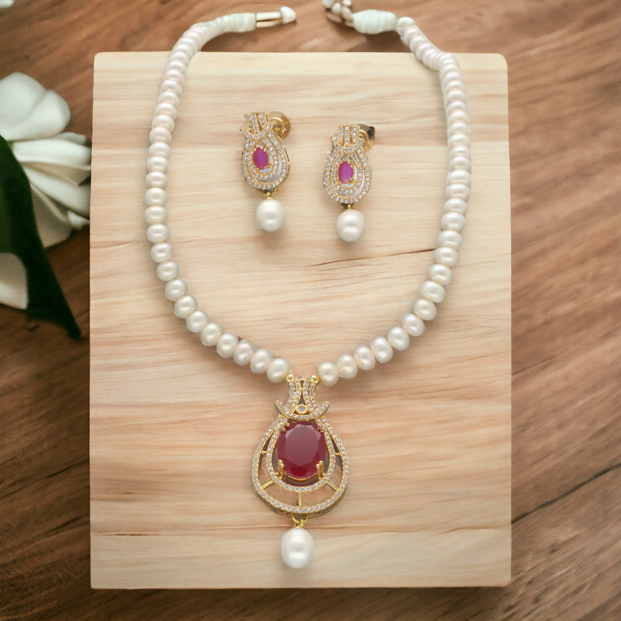 J Pearls Sparkle Pearl Necklace Set - Distacart
