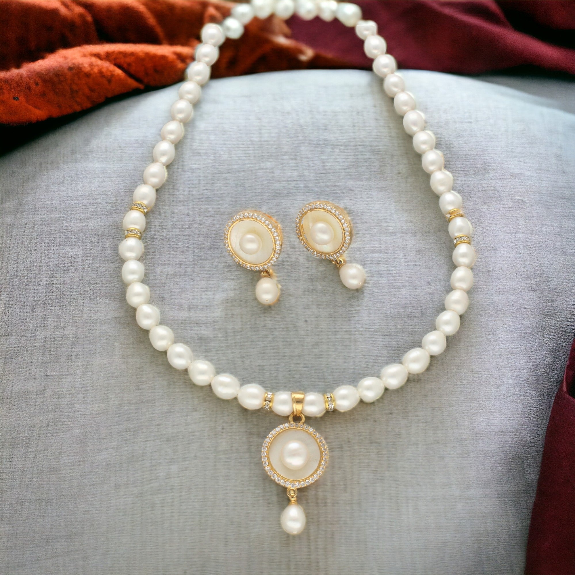 J Pearls Shimmering Pearl Necklace Set - Distacart