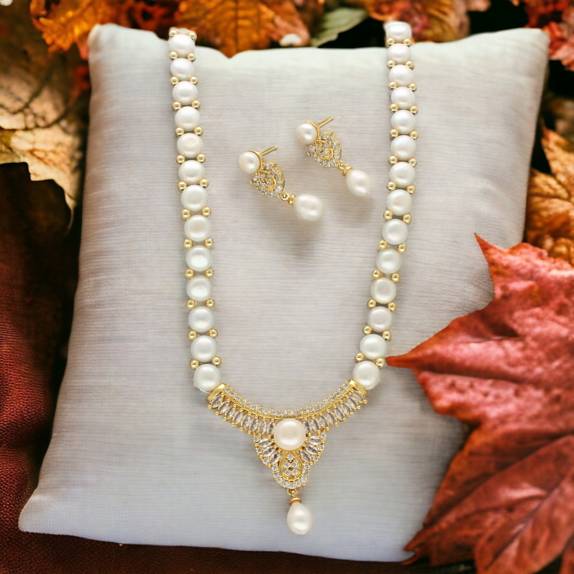 J Pearls Radiant Pearl Necklace Set - Distacart