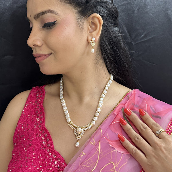J Pearls Radiant Pearl Necklace Set - Distacart