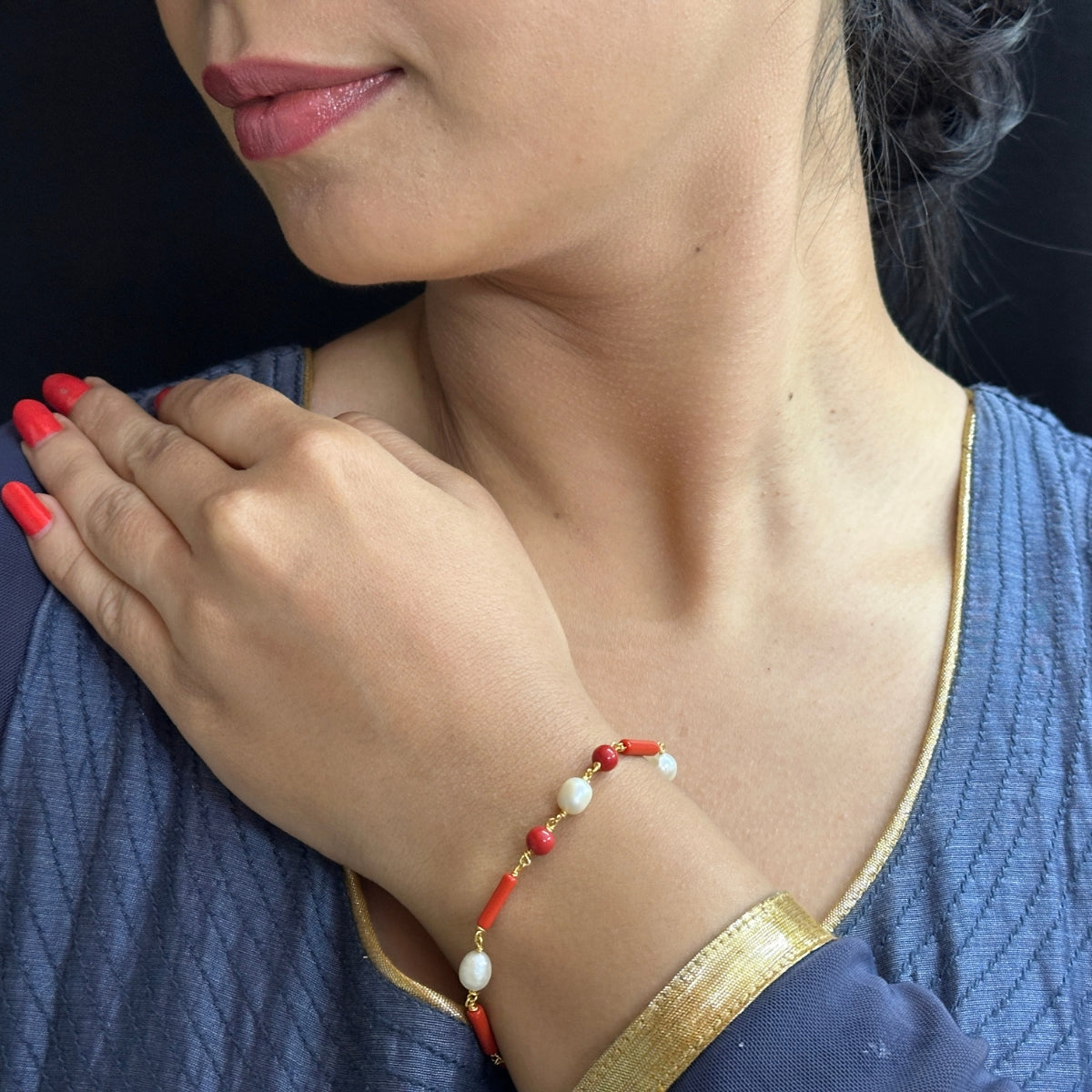 J Pearls The Eldric Charm Pearl Bracelet - Distacart