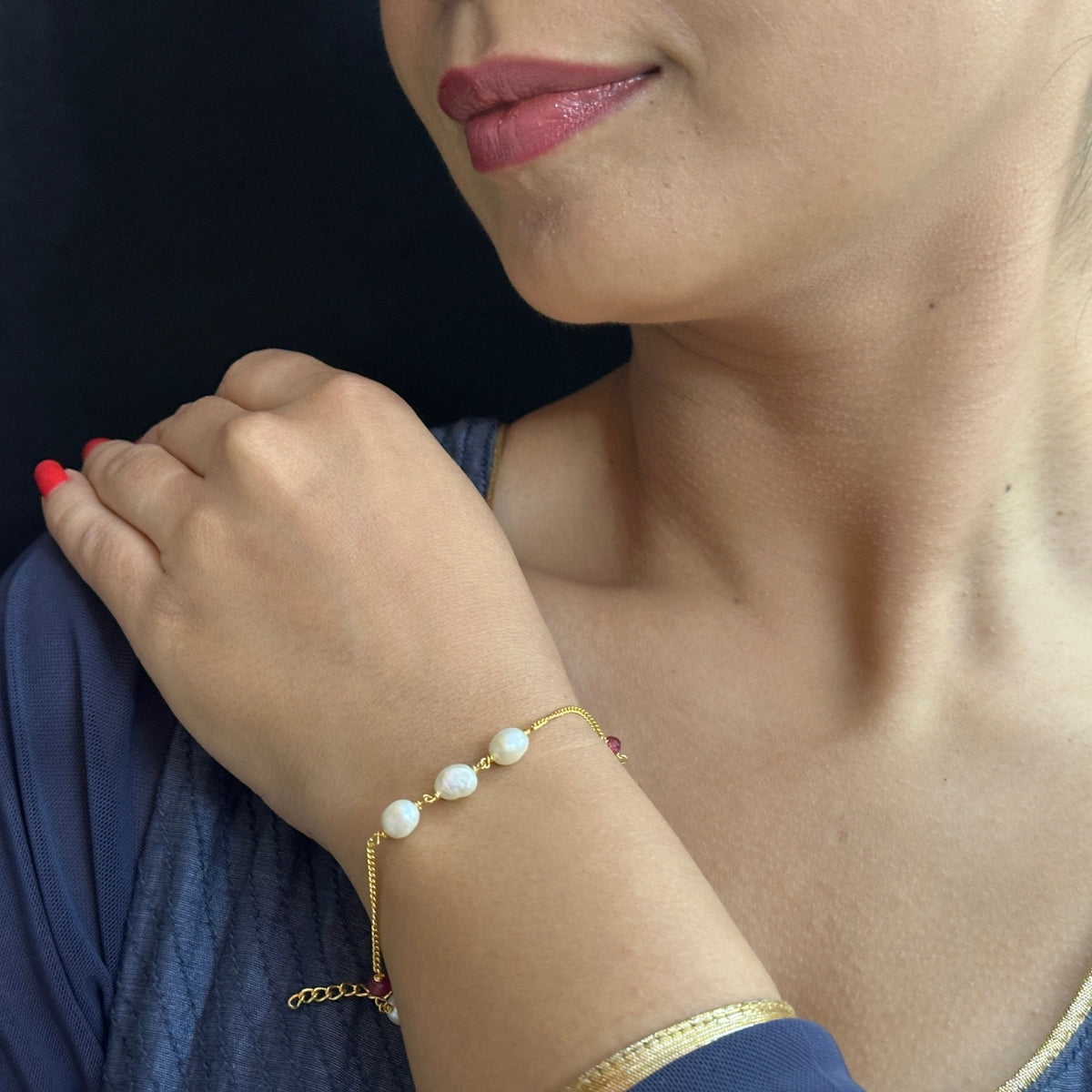 J Pearls The Mar Queen Pearl Bracelet - Distacart