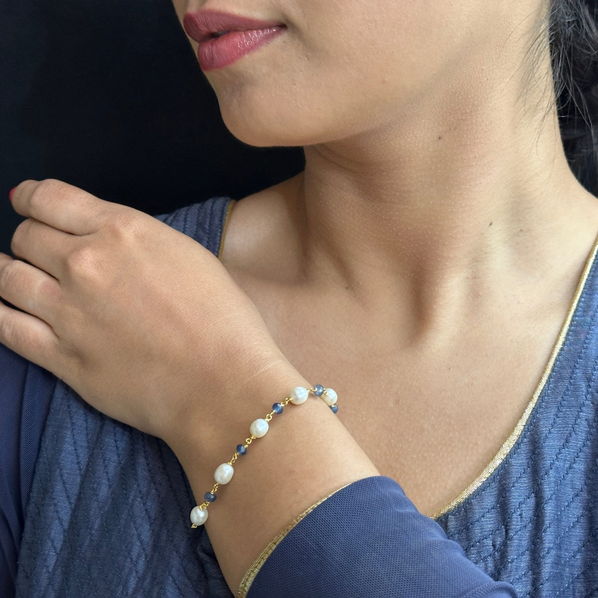 J Pearls The Mystic Shimmer Pearl Bracelet - Distacart