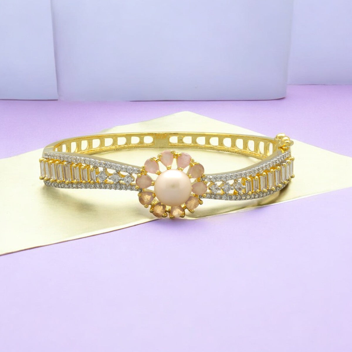 J Pearls Ethereal Queen Pearl Bracelet - Distacart