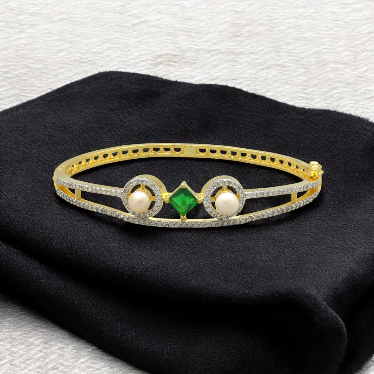 J Pearls Imperial Radiance Pearl Bracelet - Distacart