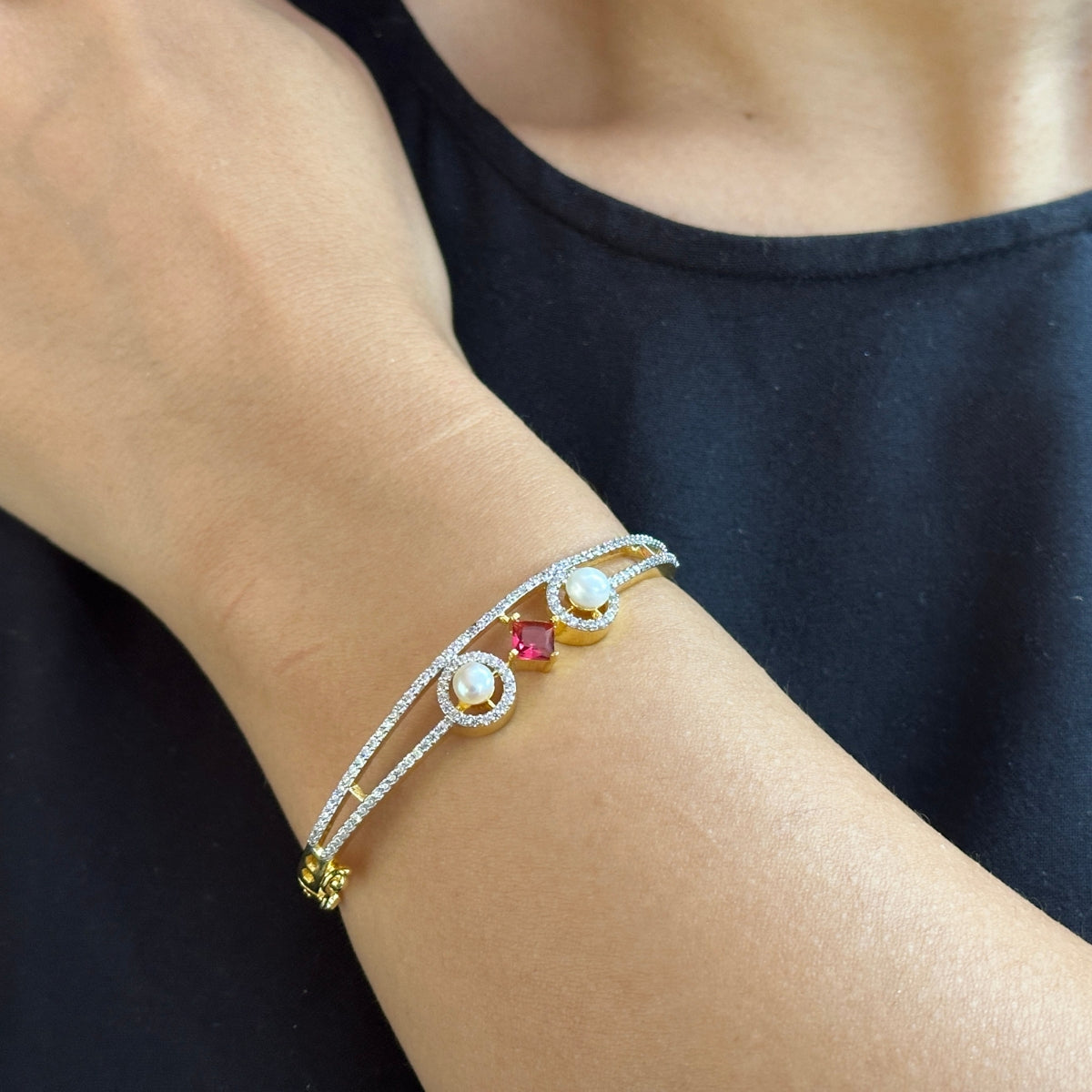 J Pearls Royal Celeste Pearl Bracelet - Distacart