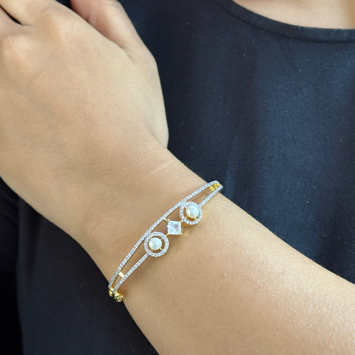 J Pearls Golden Tiara Pearl Bracelet - Distacart