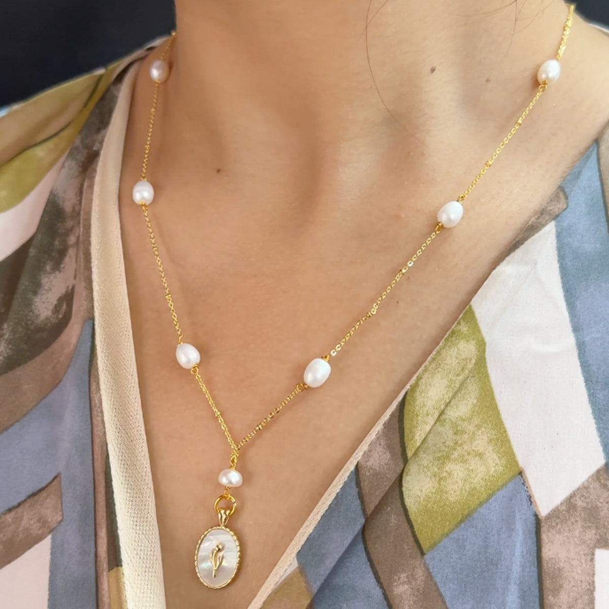 J Pearls Flower Oval Pearl Pendant Set - Distacart