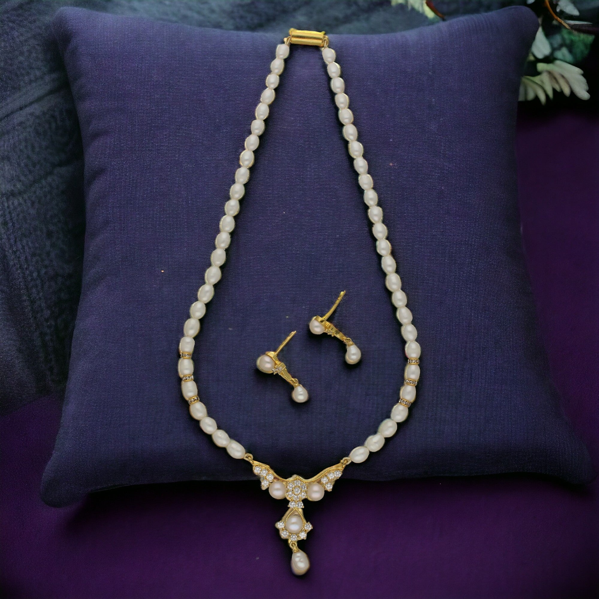 J Pearls Sanjitha Pearl Pendant Set - Distacart