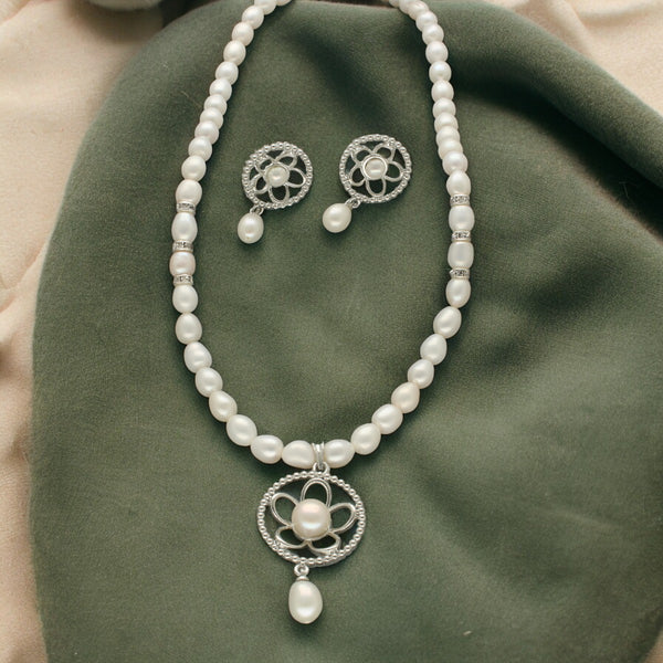 J Pearls Grandiose Pearl Necklace Set - Distacart