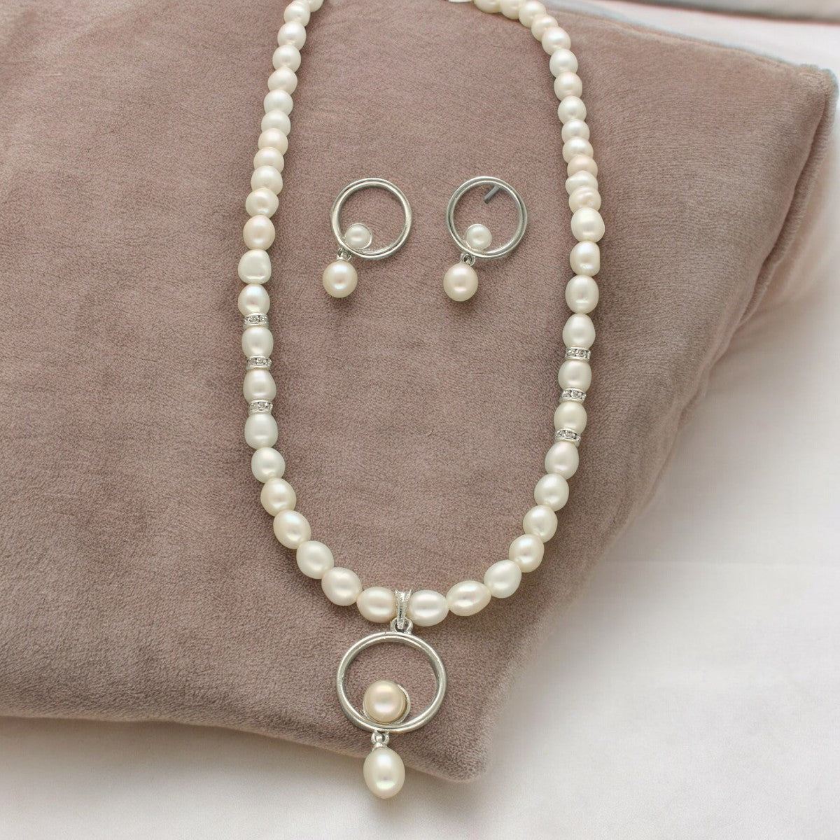 J Pearls Opulent Pearl Necklace Set - Distacart