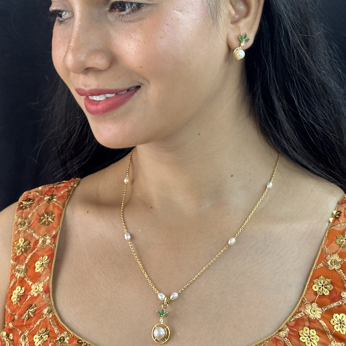 J Pearls Ethereal Pearl Chain Set - Distacart