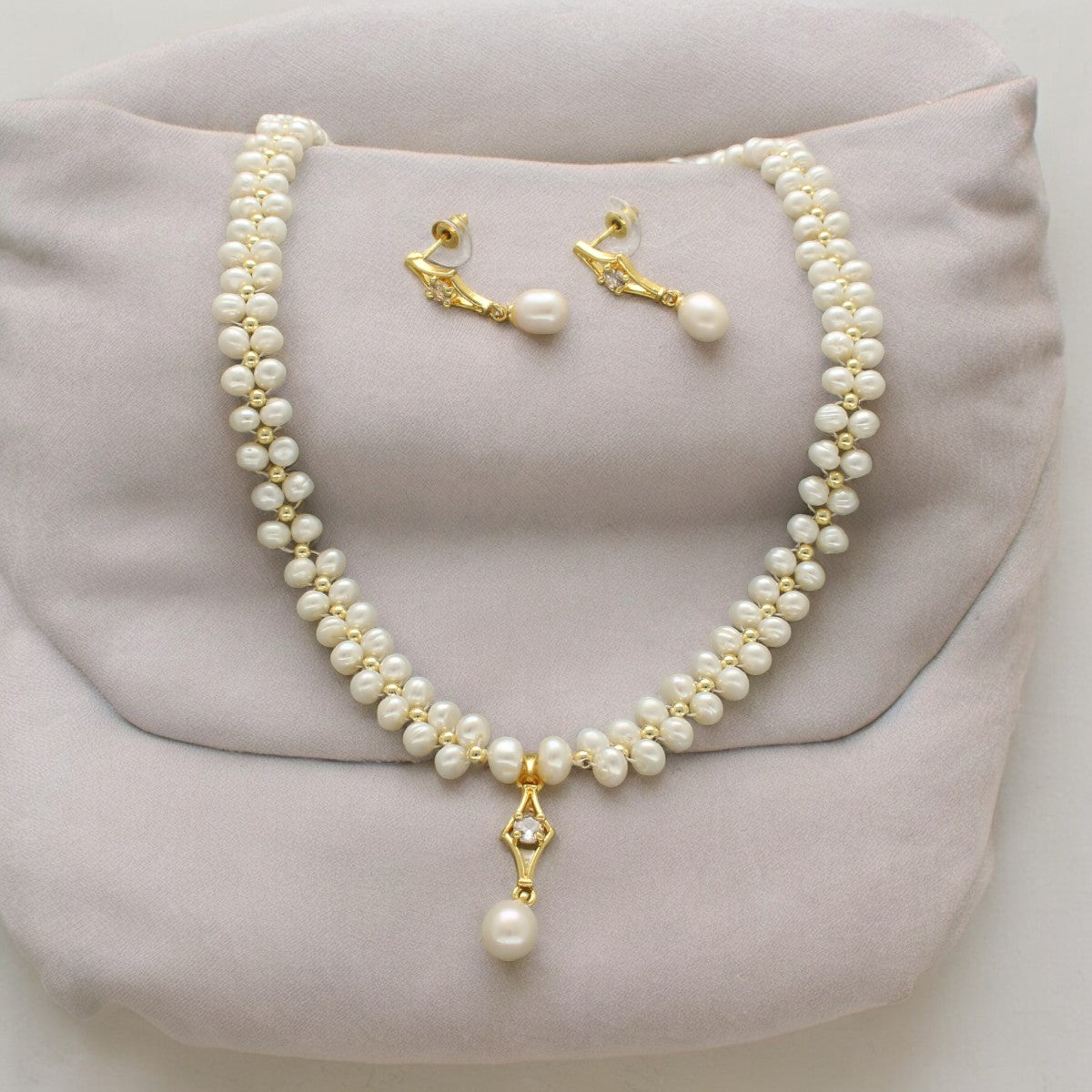 J Pearls winsome Pearl Necklace Set - Distacart