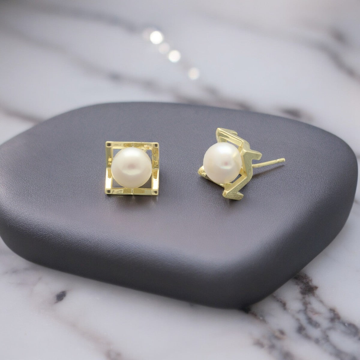 J Pearls Ishani Pearl Earrings - Distacart