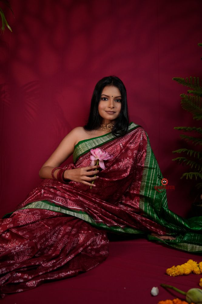 khanduapata Maroon & Lush Green Body Design Silk Saree For Women