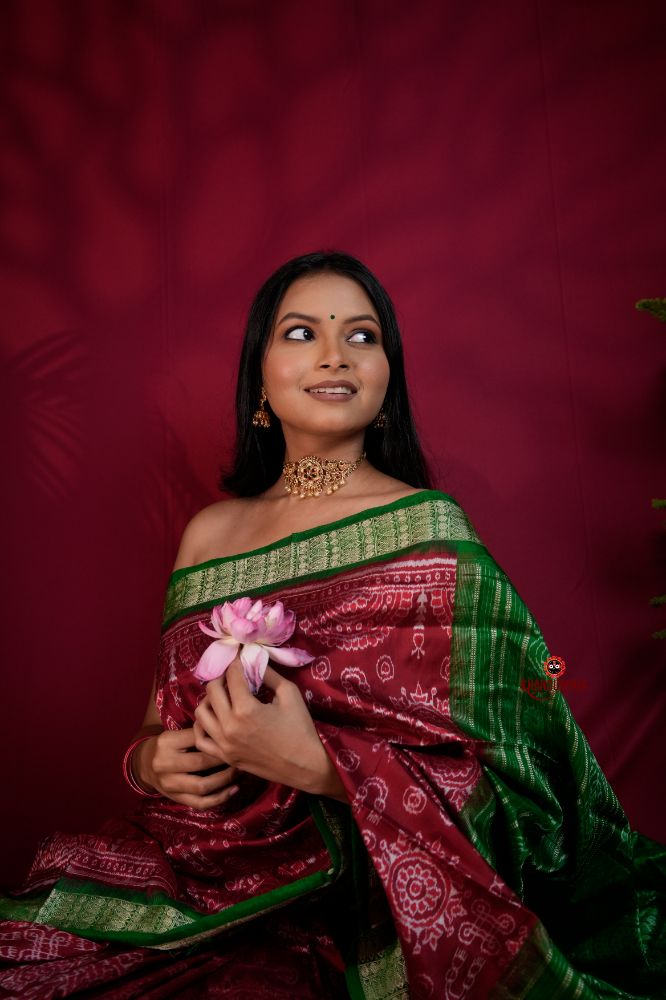 khanduapata Maroon & Lush Green Body Design Silk Saree For Women