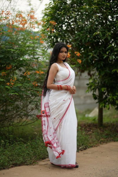 khanduapata White & Red Leaf Pattern Cotton Saree For Women