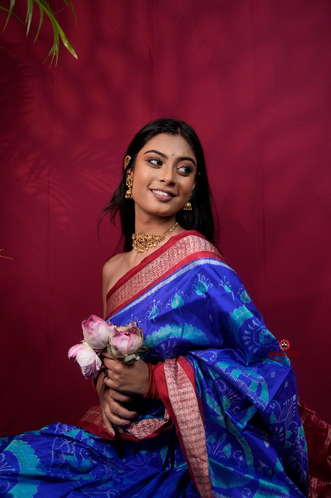 khanduapata Red & Blue Floral Design Silk Saree For Women