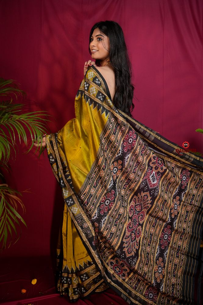 khanduapata Mustard Yellow Colour Double Border Dot Design Silk Saree For Women