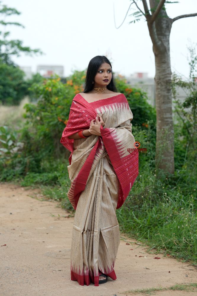 khanduapata Red & Beige Colour Plain Tussar Silk Saree For Women